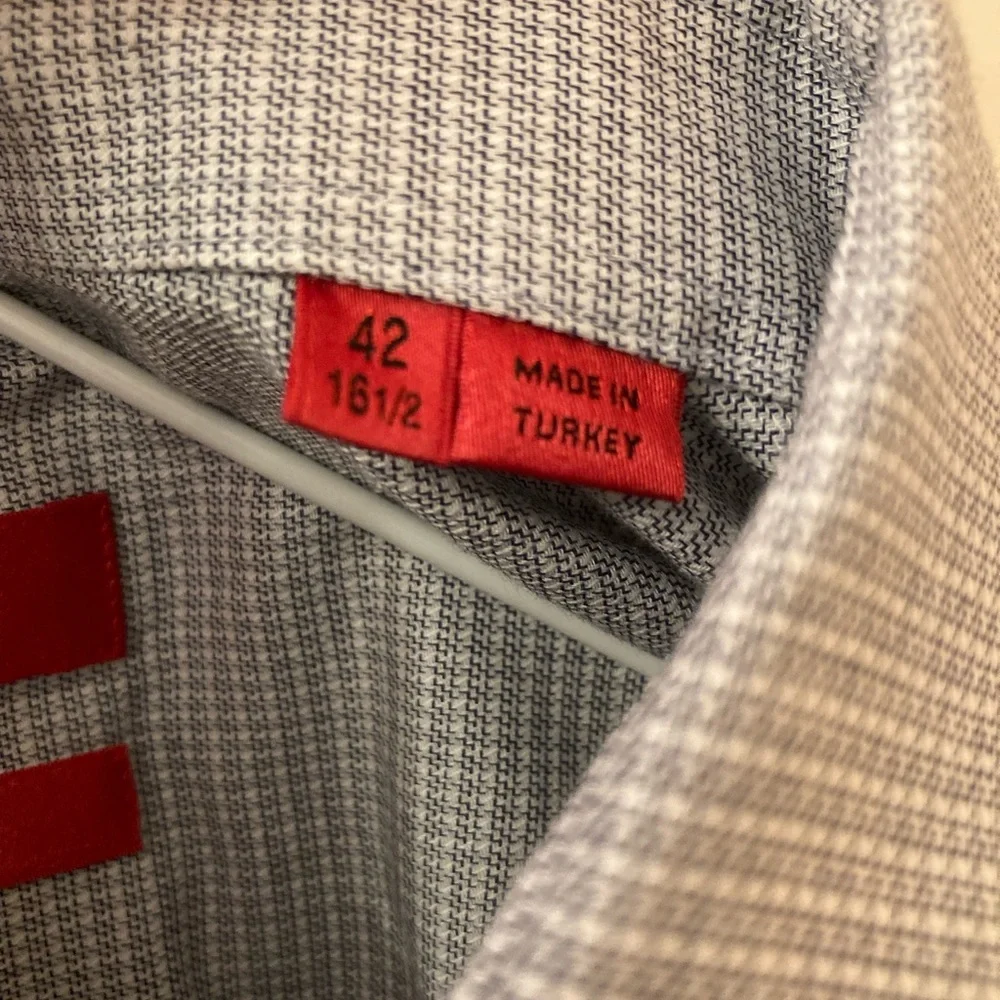 Hugo Boss Top - Picture 6 of 8